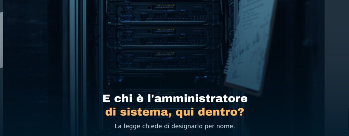 Un armadio rack in sala server con appesa una cartellina con l'elenco degli accessi